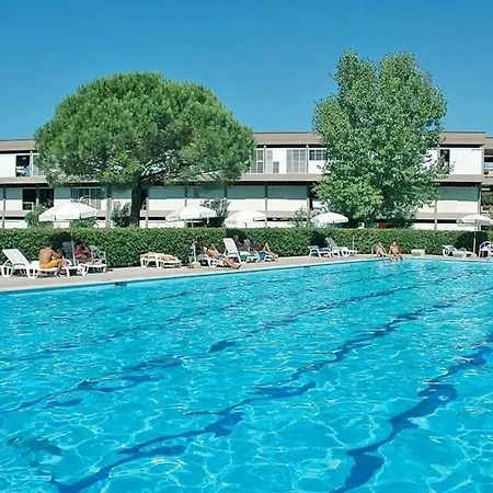 Monolocale Con Piscina A Due Passi Dal Mare